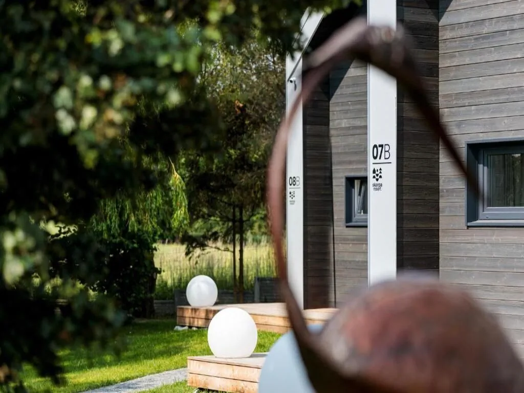 Domki SKARPA resort Ustronie Morskie