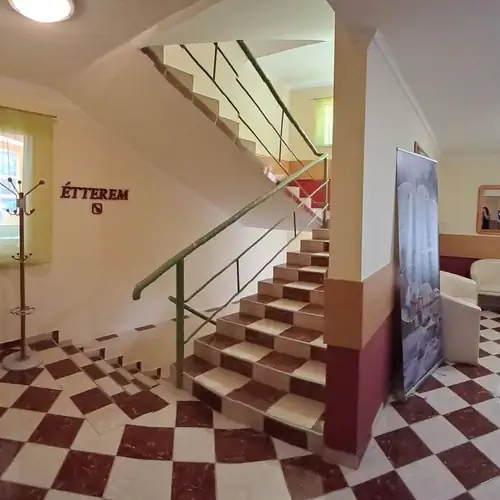 Zöldsziget Menedék, Rendezvény-és pihenőház Bárna 013 kép