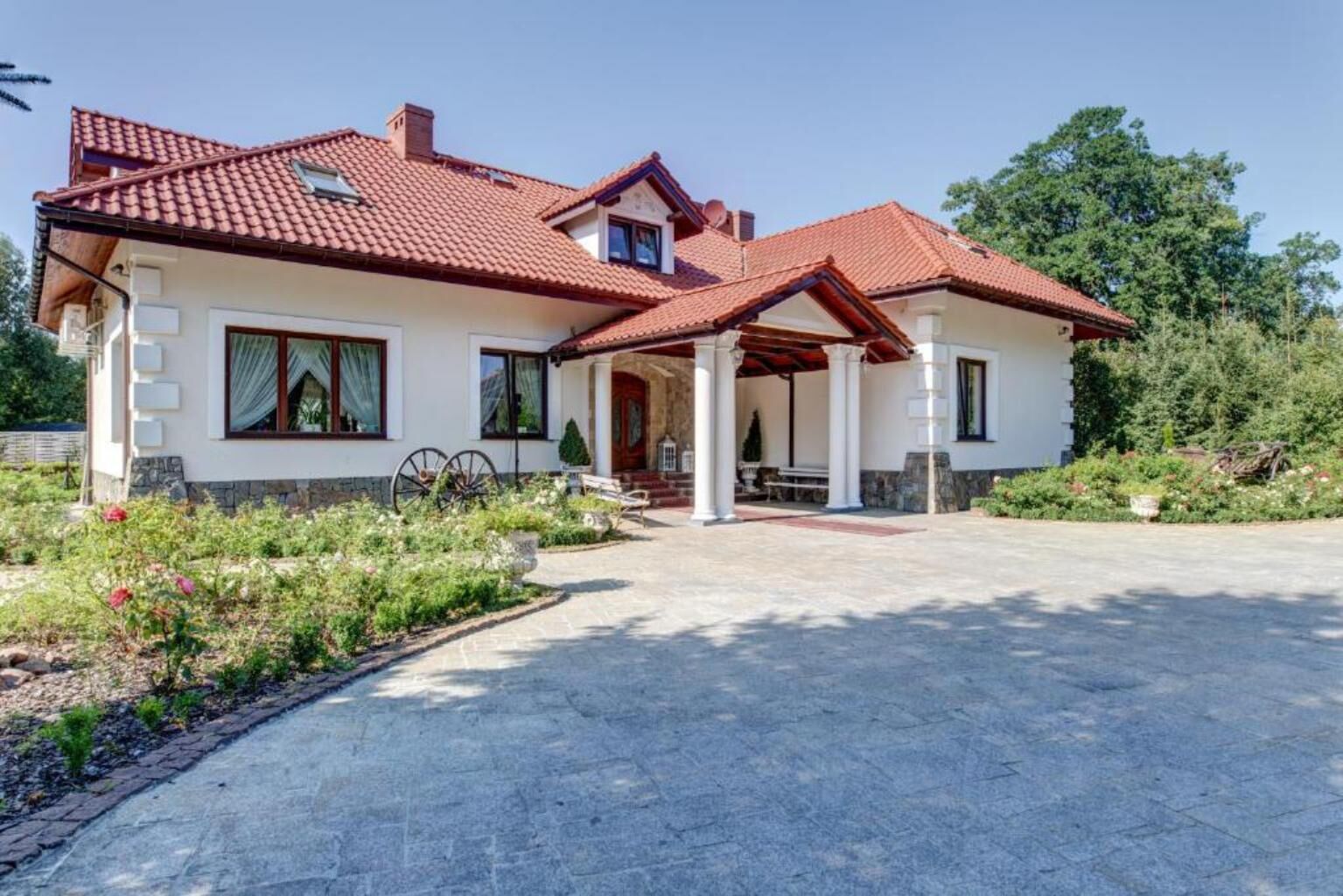 Agroturystyka Dworek Kurowski Szczecin