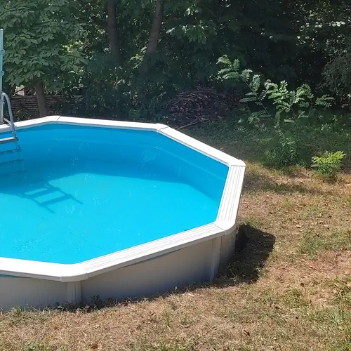 Piscina exteriora incalzita