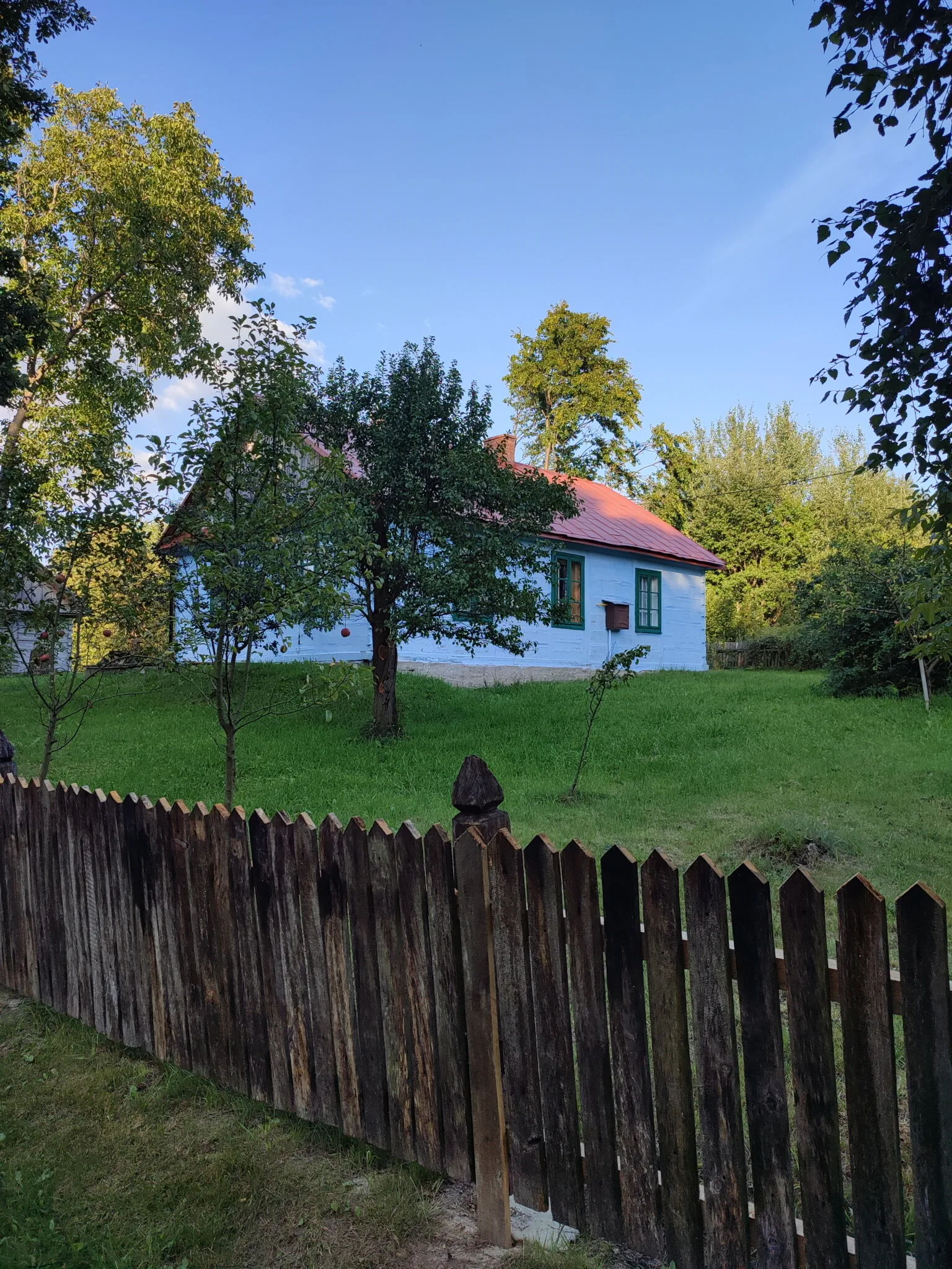 Roztoczańska Derylówka - domki na roztoczu Potoczek