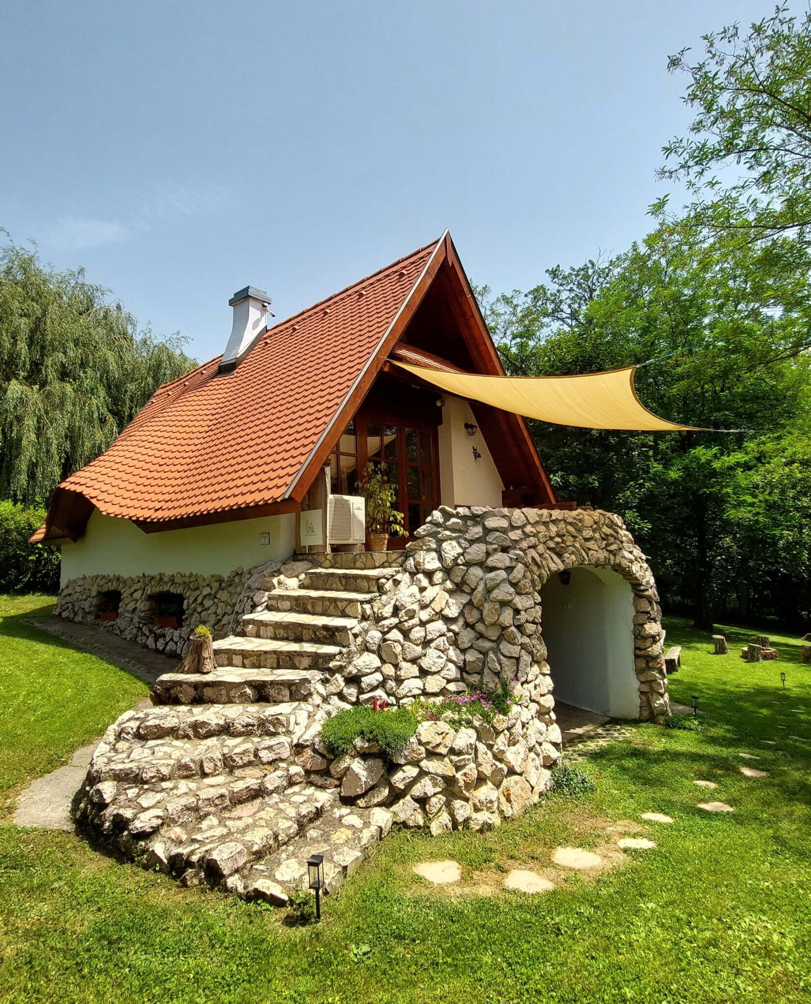Zöld Fenyő Kuckó