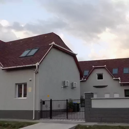 Kőkapu Apartmanház  Bogác 007 kép