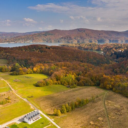 widok z drona Bieszczadzkie Siedlisko