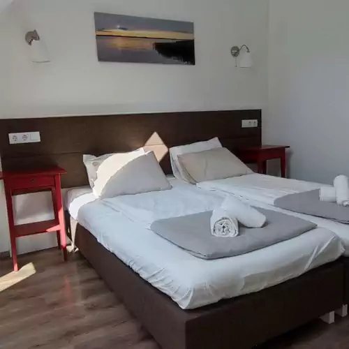 FreshGarden Family Resort Apartman Siófok 009 kép