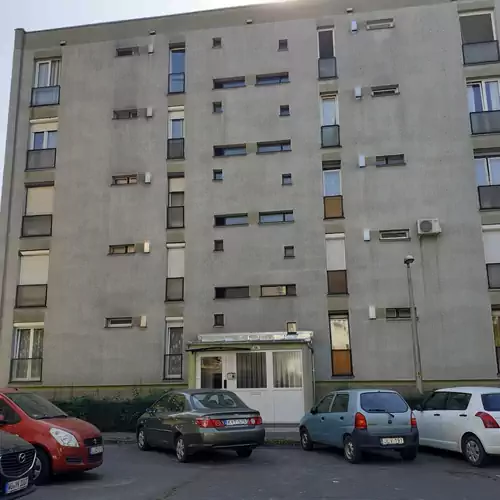 Hajnalka Apartman Péc 004 kép