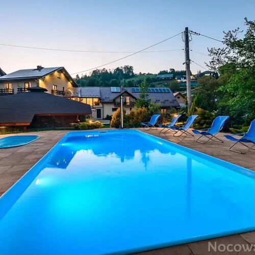 Basen podgrzewany w Osadzie nad Słotwinką w Krynicy-Zdroju