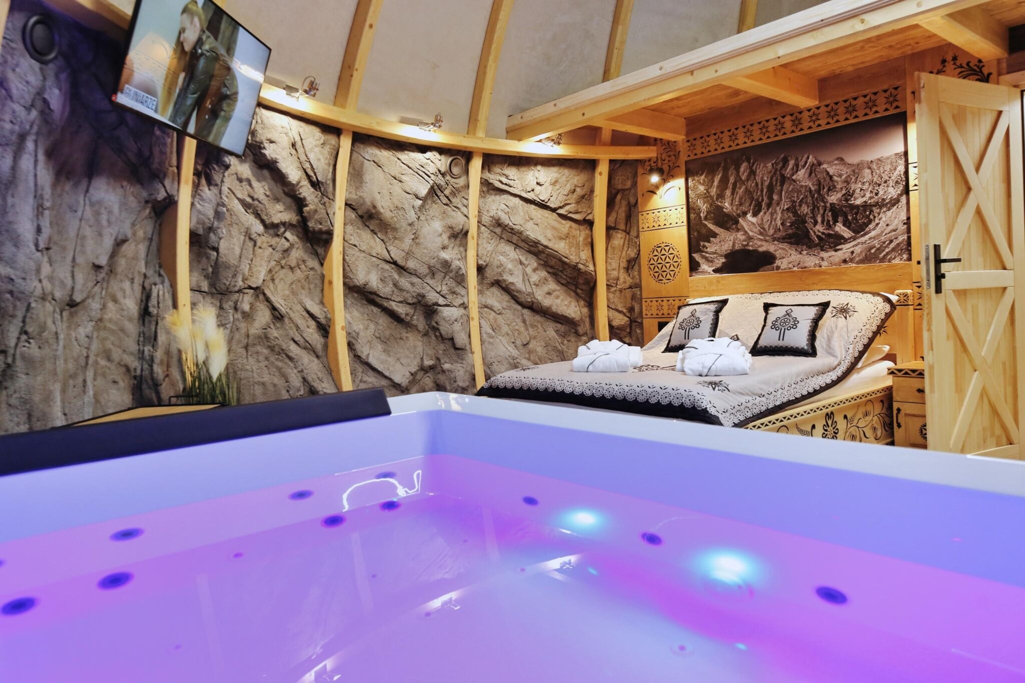Tatry Mountain Glamp z jacuzzi Zakopane