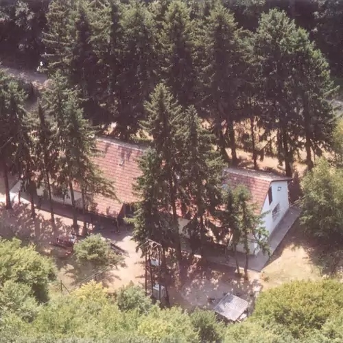 Toboz Kulcsosház Nagybörzsöny 001 kép