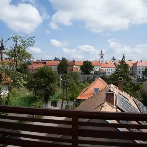 Harmat Apartman Veszprém 006 kép