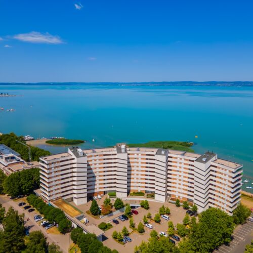 MF Club 218 Garden Apartments Siófok  4