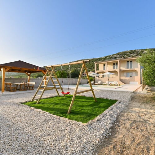 Villa Benedicta Vrana  2