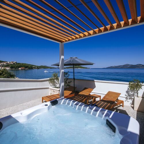 Apartment Iva Mali Iz