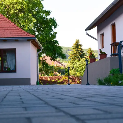 Érintés Bodnár Bor- és Vendègház Tállya 013 kép