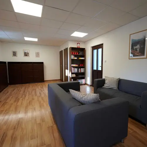 Penzion Poč&aacute;tky Seč - vstupn&iacute; hala