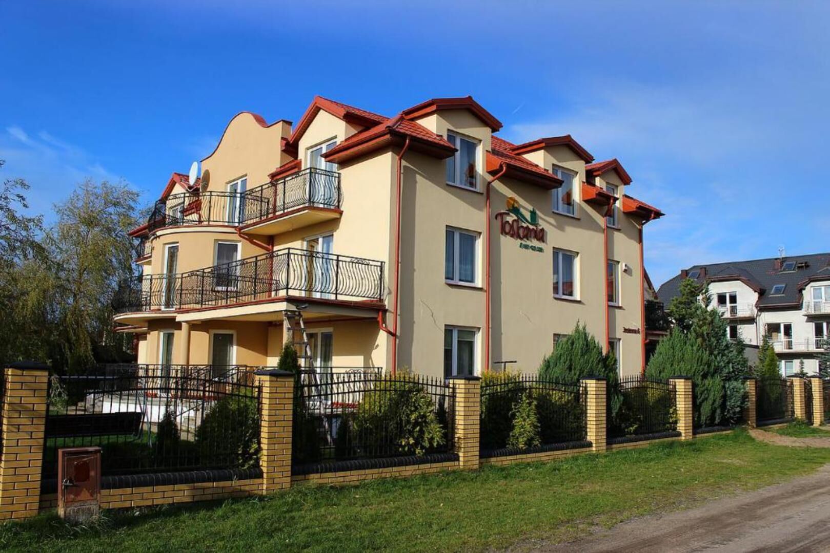 Pokoje Gościnne Toskania Karwia 