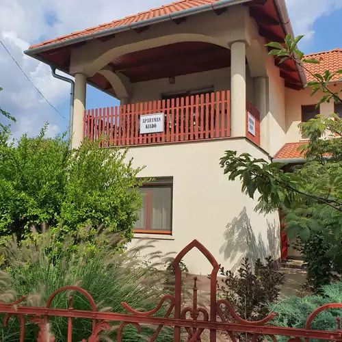 Lina Apartman Cserkeszőlő