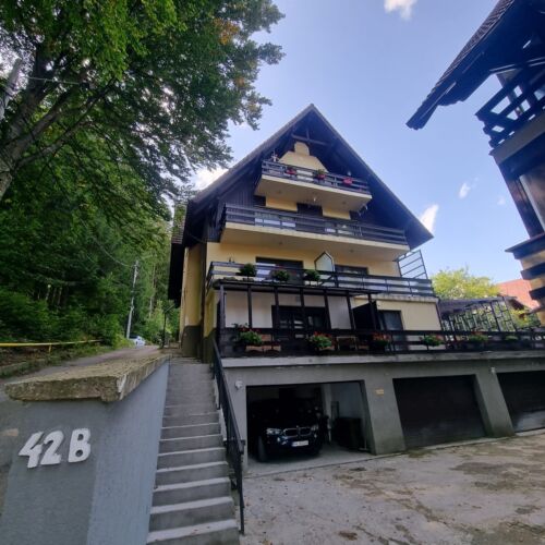 Apartament Kalinderu K1 Bușteni