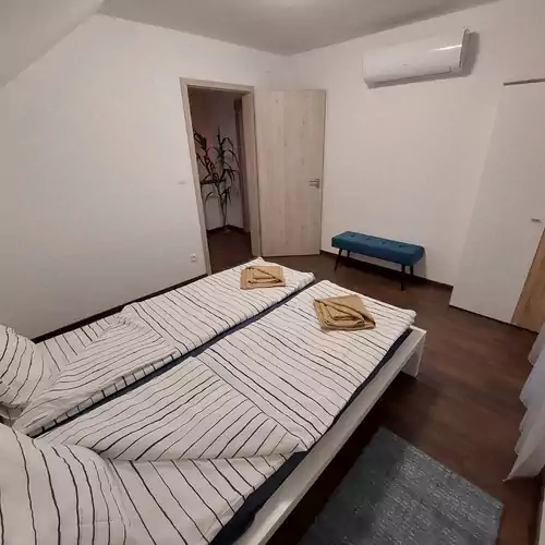 Vitorlás Apartman Balatonszárszó