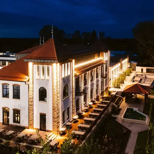 Bordűr Wellness Hotel Superior & Szőnyegmúzeum Békésszentandrás ****