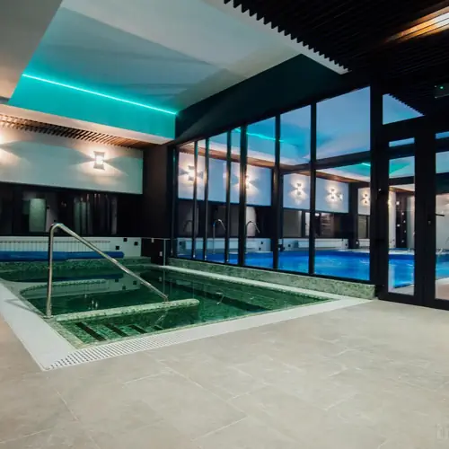 Bazin terapeutic cu apă sărată