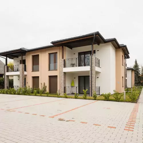 Lelle Honvéd 77-79 Apartman Balatonlelle 003 kép