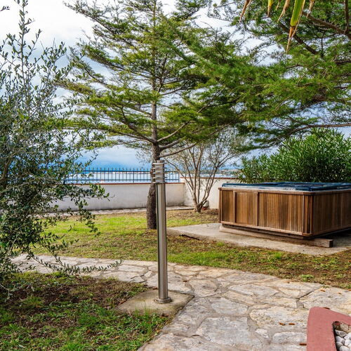 Apartments Strand Vir  2