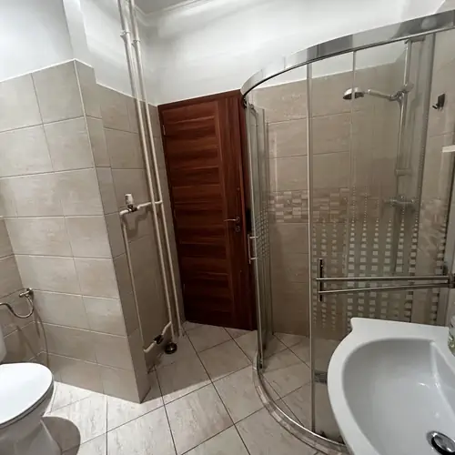 F&ouml;rdőszoba