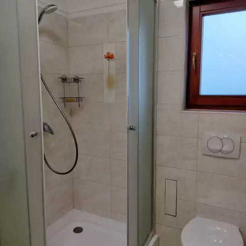 Cserháti St.Hildegard eldugott völgy Faház Penc 015 kép