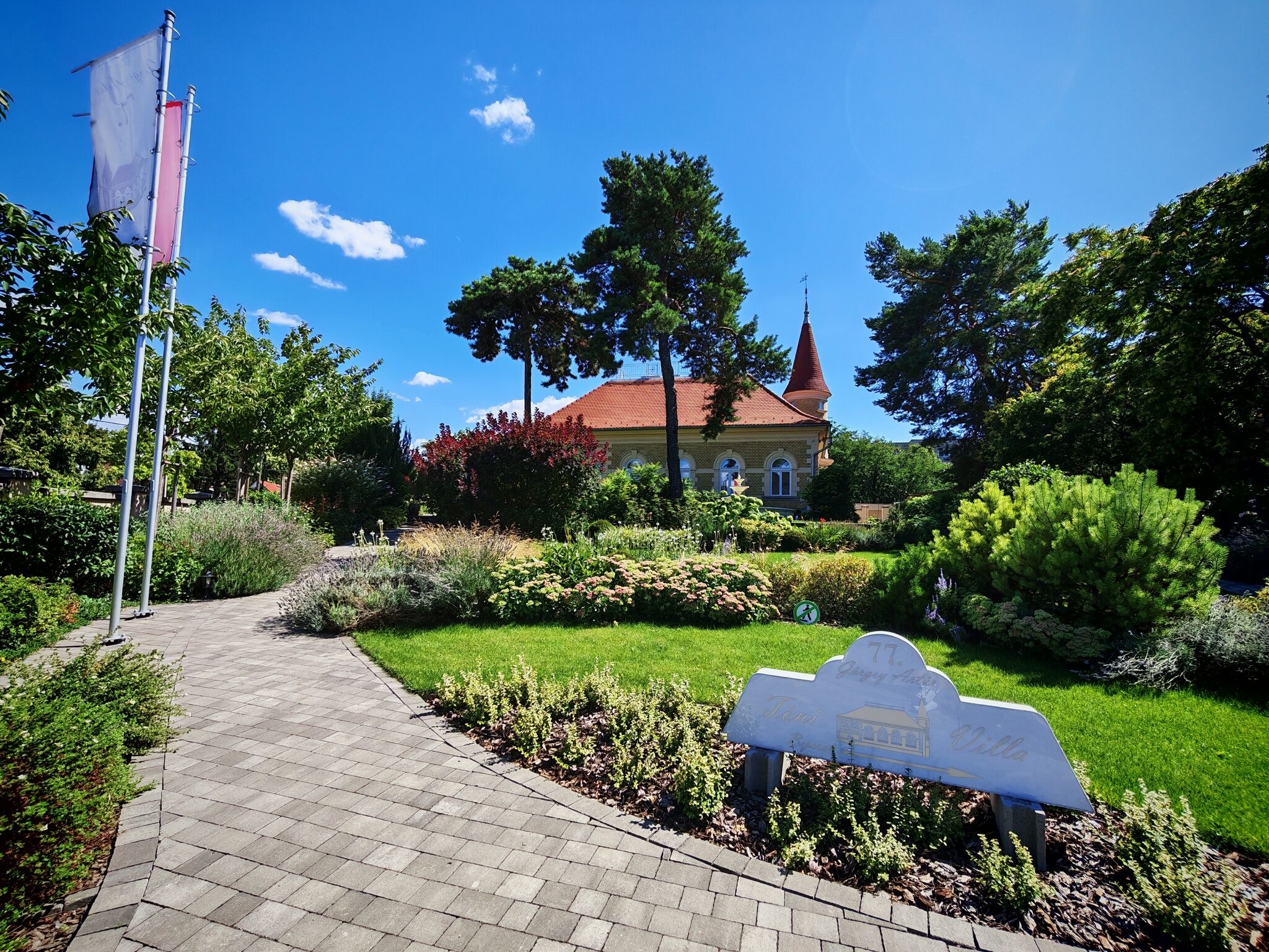 Tóni Villa Budapest