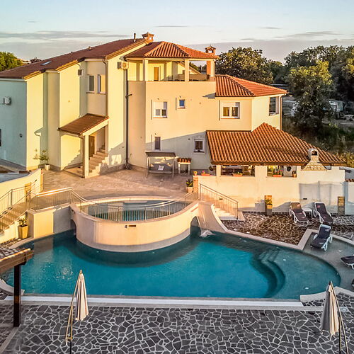 Apartman Pula - CIR681  3