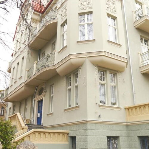 Wejście do pensjonatu 