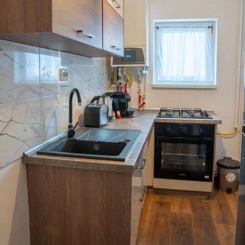 Bucatarie complet utilata pentru intreaga familie 