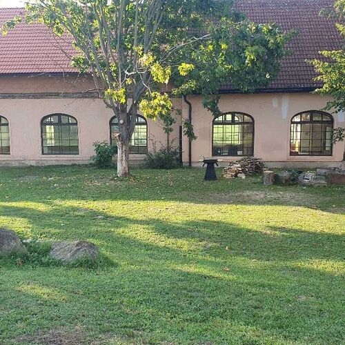 Holenský dvůr Ratiboř