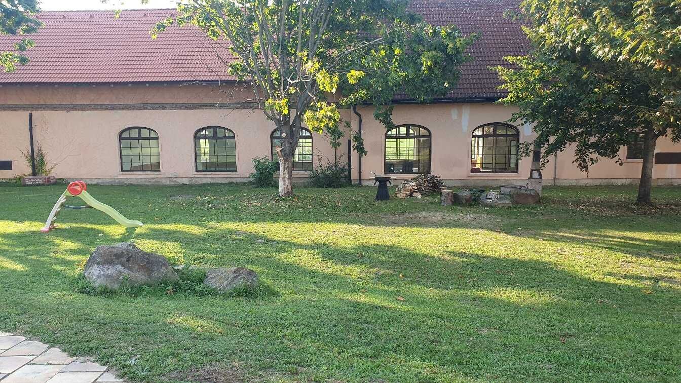 Holenský dvůr Ratiboř