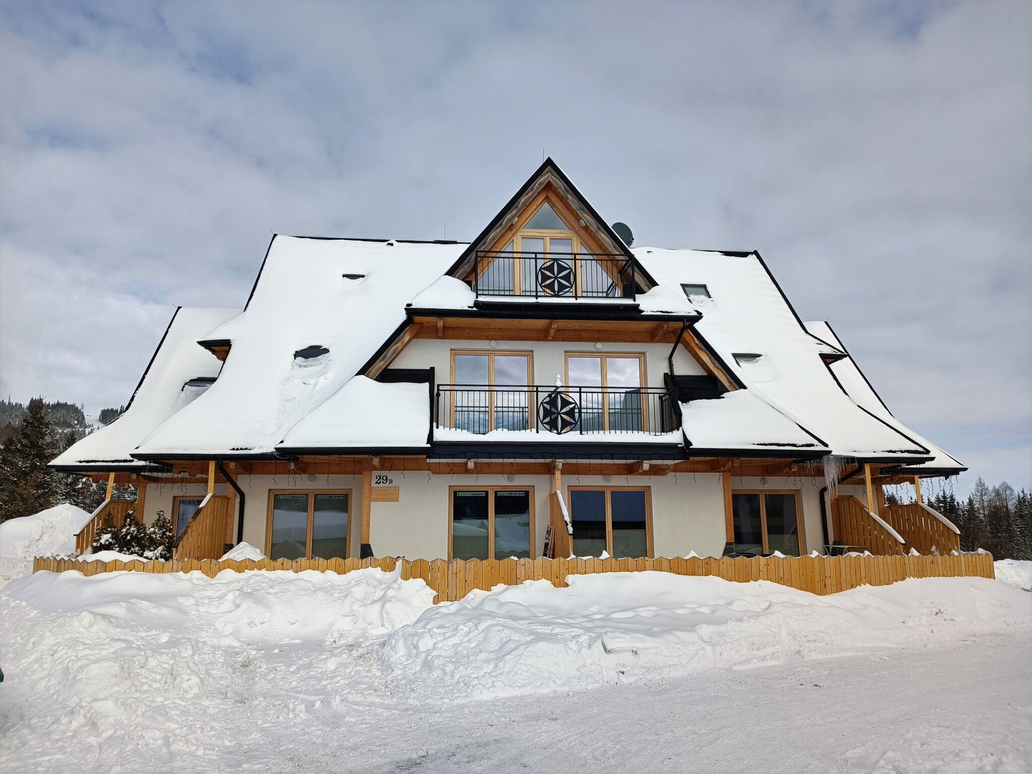 SŁONECZNA KARPIELÓWKA - Widokowy Apartament Kościelisko