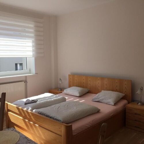 Pok&oacute;j z tarasem