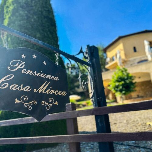 Casa Mircea Eșelnița