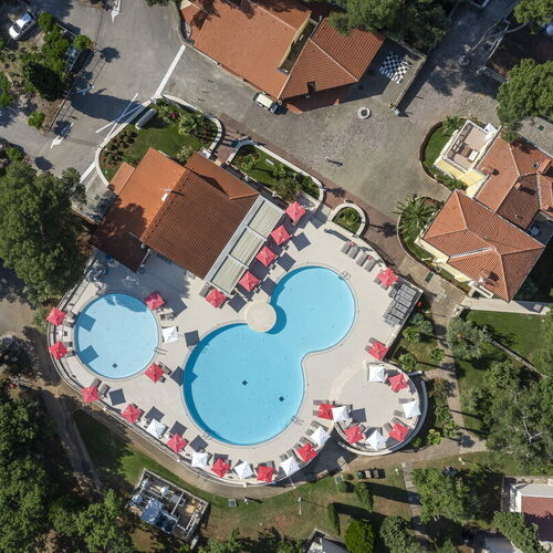 Pool zone