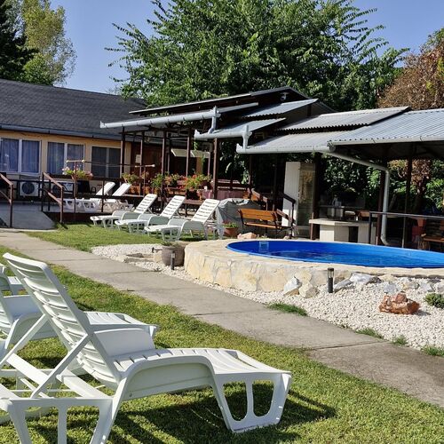 Barackvirág Apartman Tiszakécske