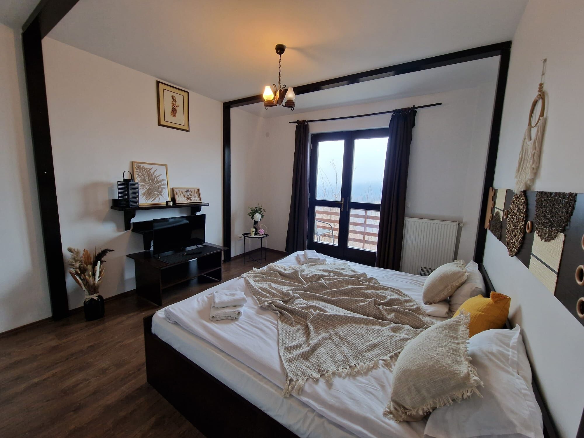 Pensiunea Hanul Dorului Drumul Carului