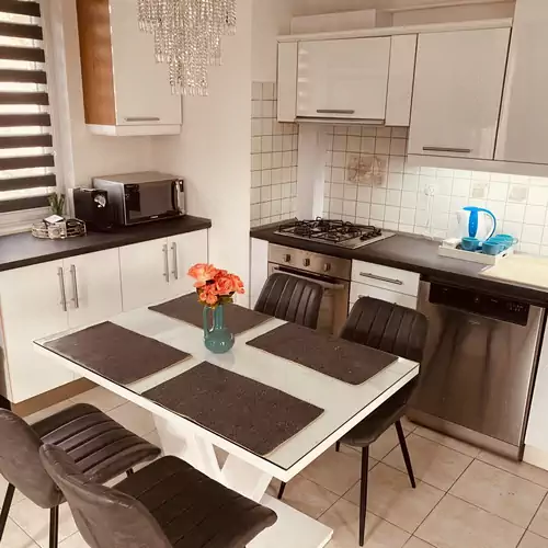 Kiara Háza Apartman Debrecen 004 kép