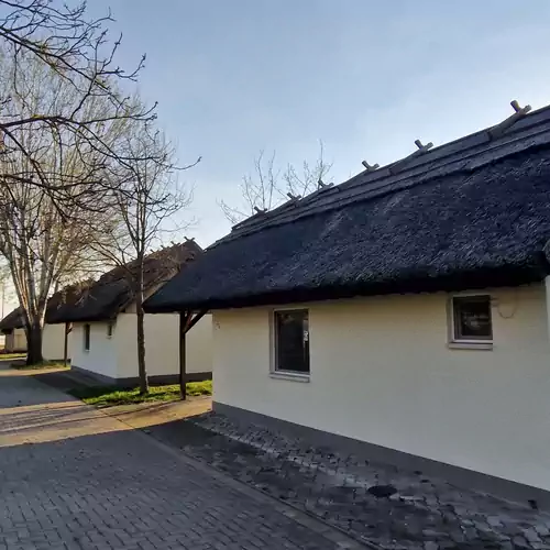 Balaton Center Kő- és Mobilházak Balatonfűzfő 006 kép