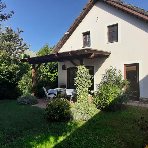 Nádtetős Apartman Fonyód ★★ 4