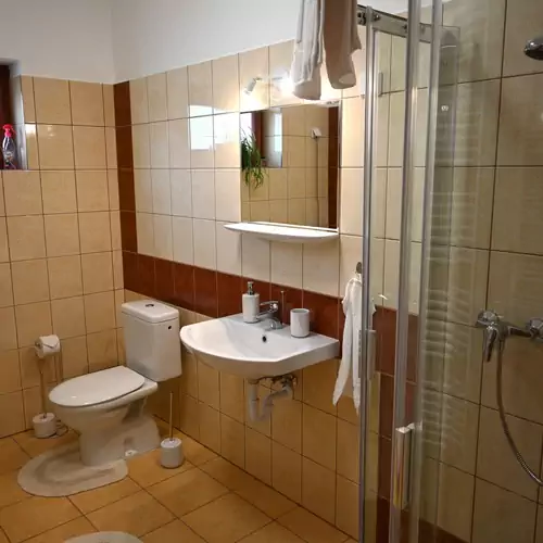 Ruszi Apartman Gyula 007 kép