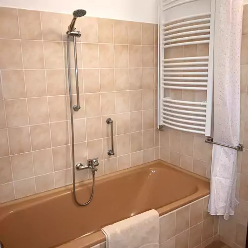 Ruszi Apartman Gyula 024 kép