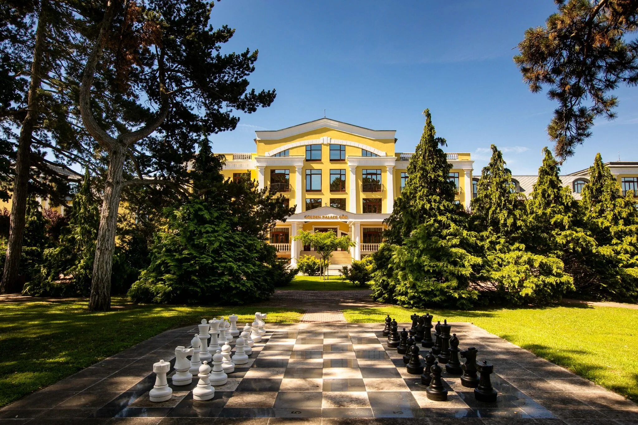 Hotel Golden Palace Göd