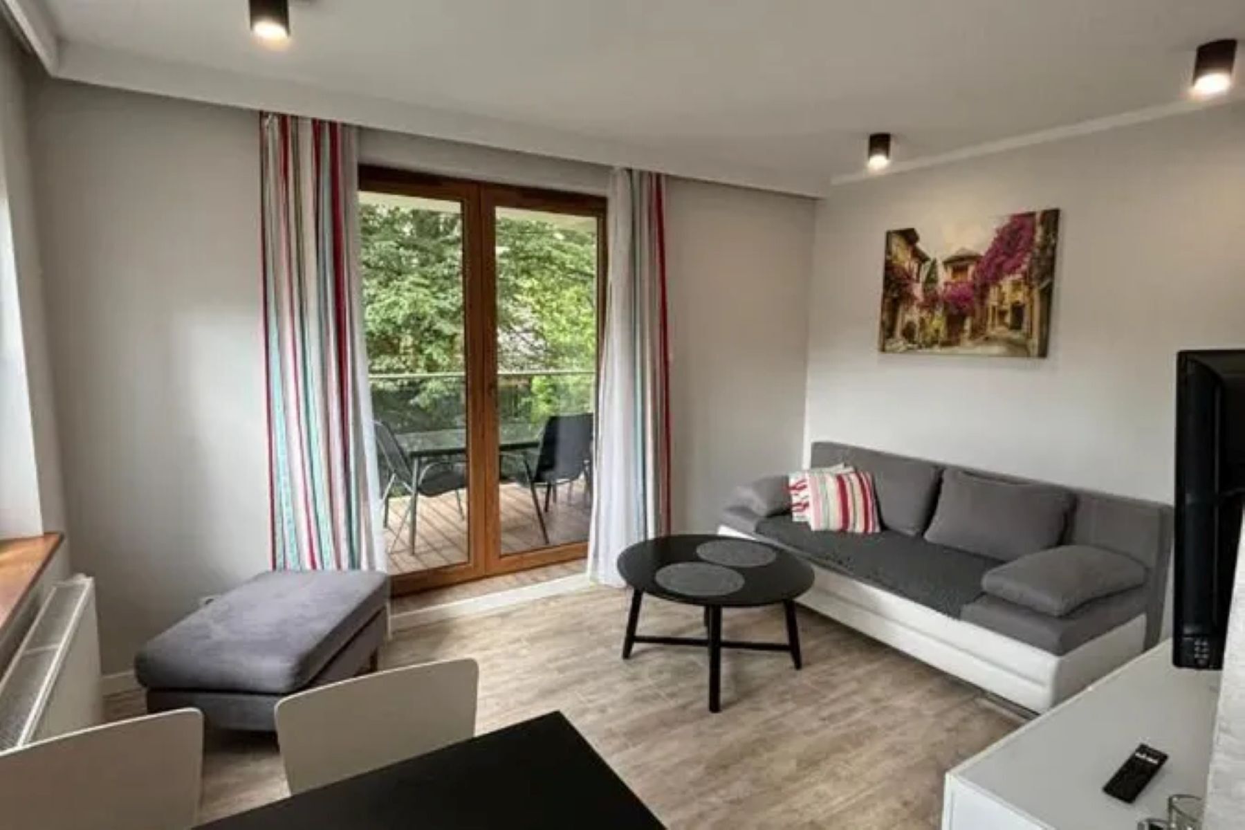 Pokoje i Apartamenty Avangarda Karpacz