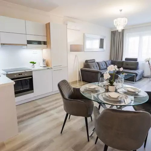 Central Residence Apartman Sopron 001 kép