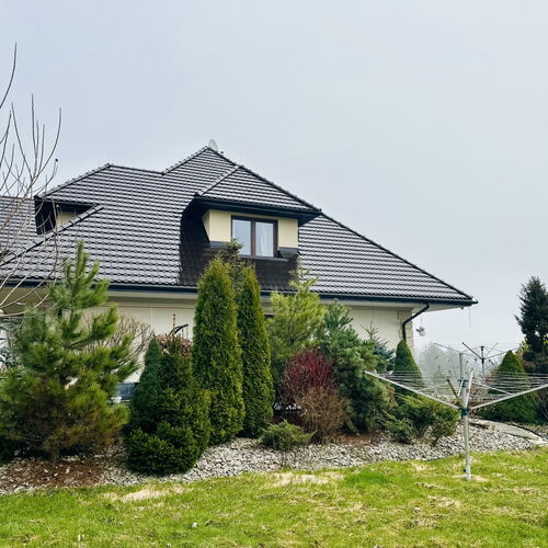 Willa z dużym ogrodem